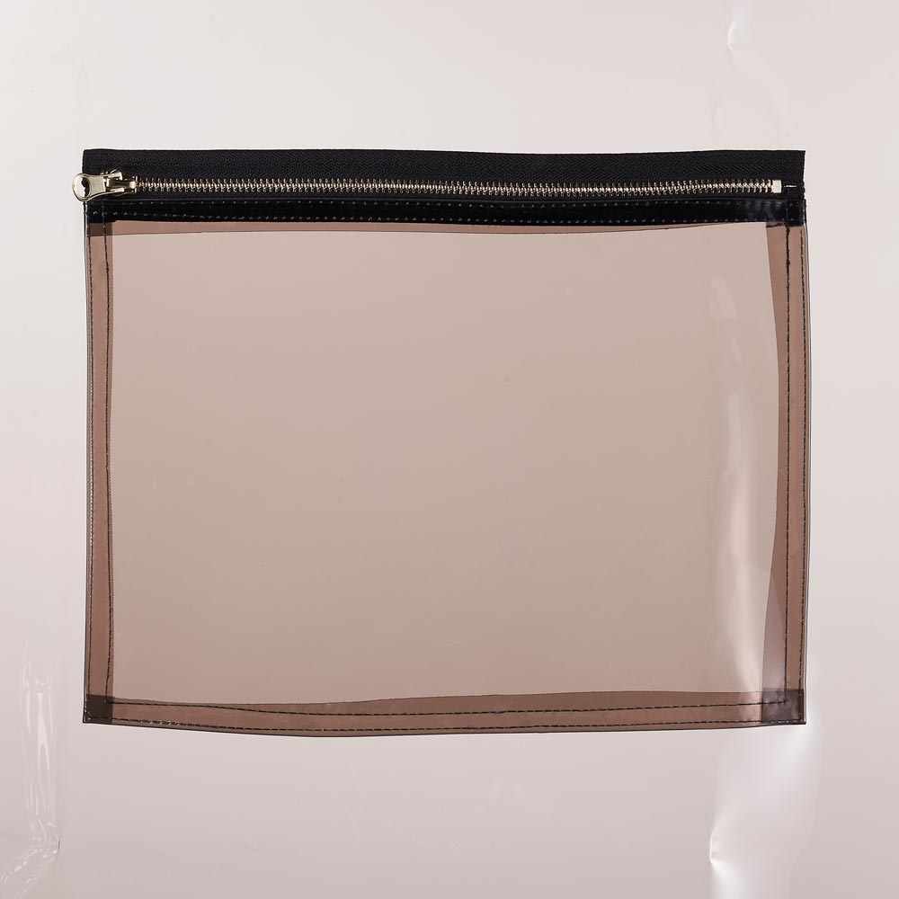 Saferly Vinyl Apron — Black - Ultimate Beauty