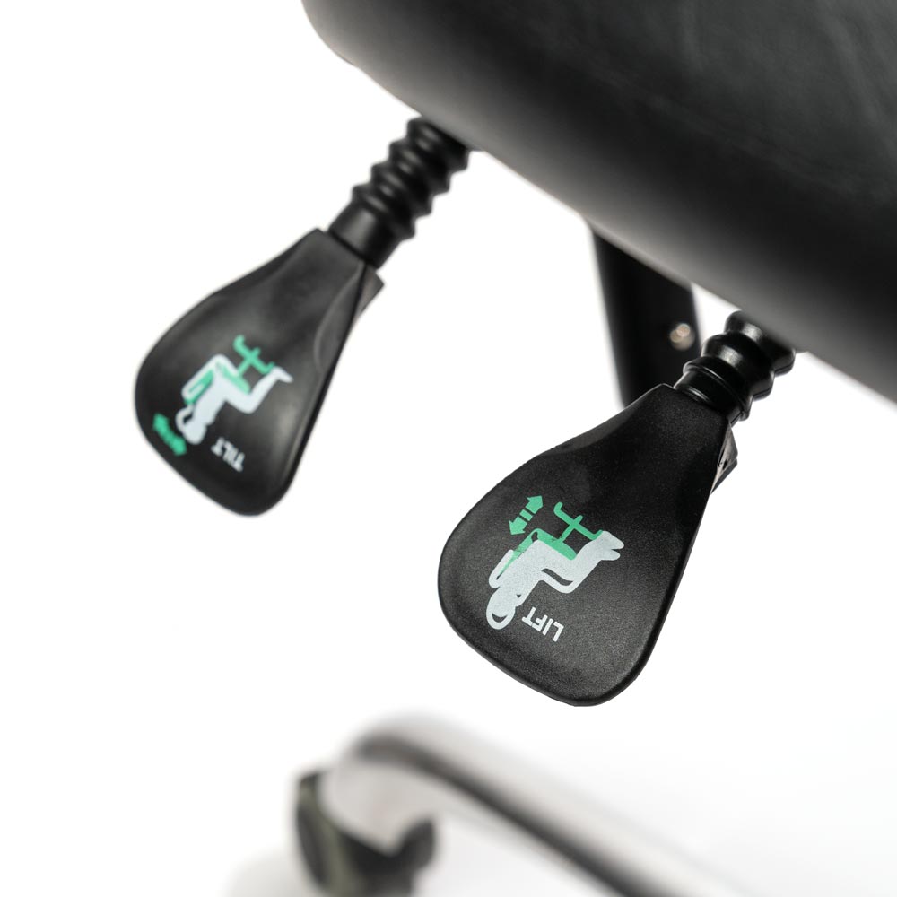 Fellowship Adjustable Artist Chair 9973 - Ultimate Beauty